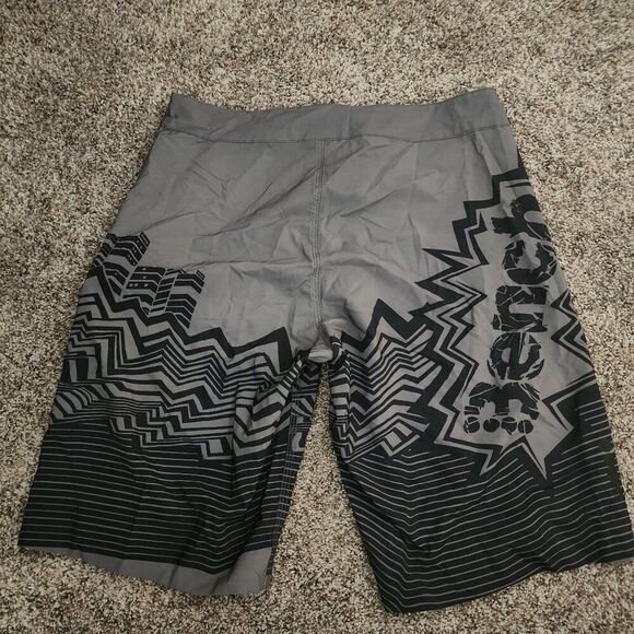 Bench Honolua Boardshort Grey Zipper Pocket Logo NWT - Picture 2 of 6